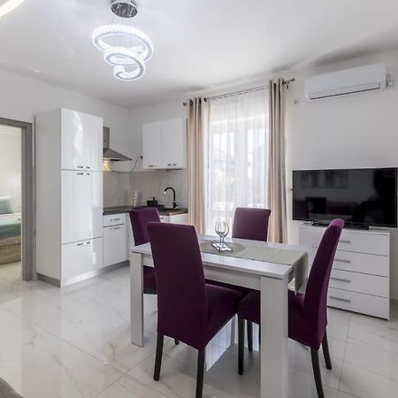 Royal Rose Gold Apartment Vodice Bagian luar foto