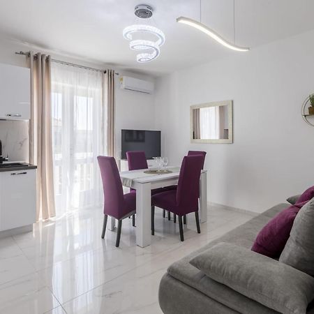 Royal Rose Gold Apartment Vodice Bagian luar foto
